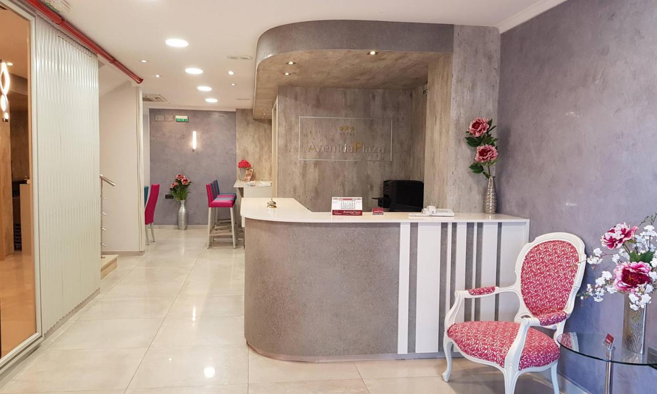 Hotel Avenida Plaza Alzira Zewnętrze zdjęcie